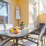 Apartment Marinas *